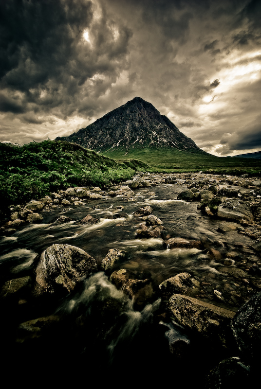 digital photograph image of Buachaille Etive Mòr, Glen Coe, Scotland